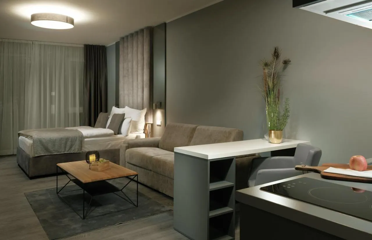 The Rooms - Hotel & House Frankfurt am Main Almanya