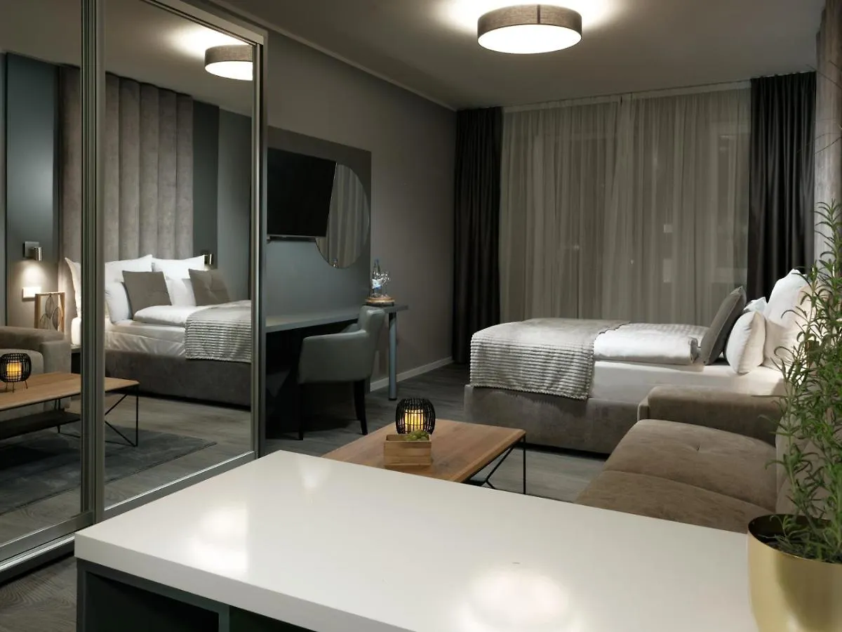 The Rooms - Hotel & House Frankfurt am Main Apart Otel